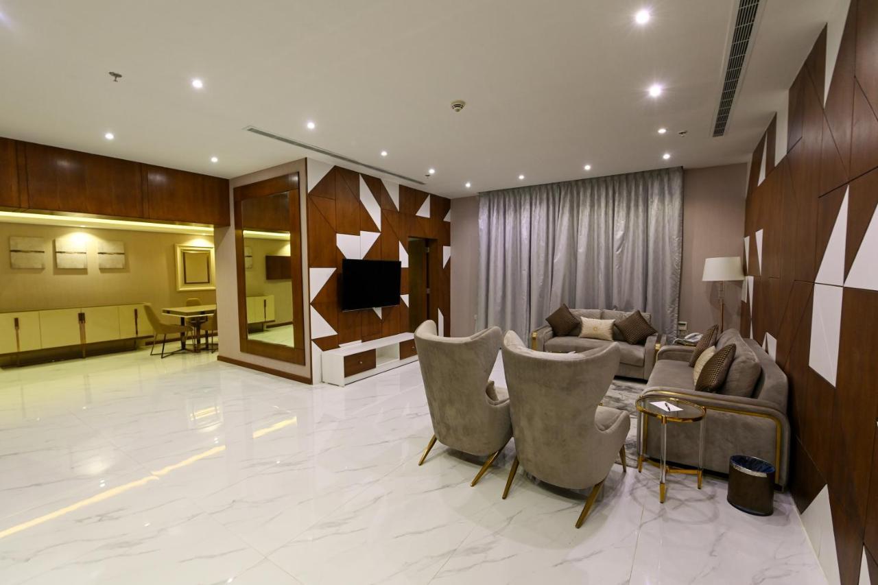 Motiara Hotel - La Valle Mall Riadh Exterior foto